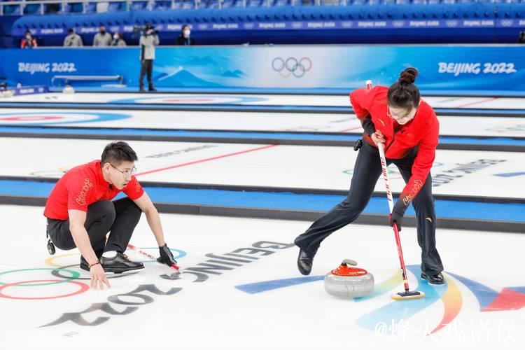 中国组合收获冬奥会冰壶混双资格赛五连胜